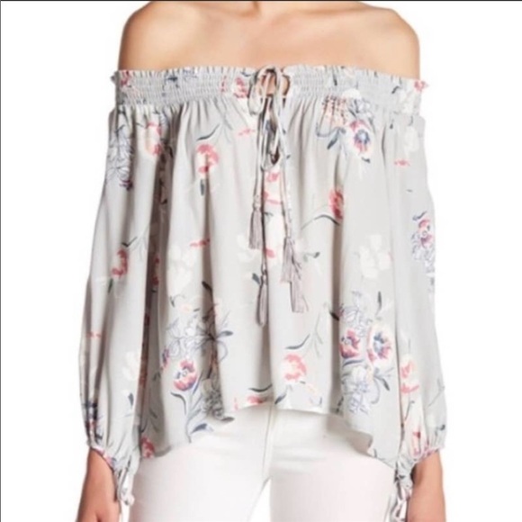 ASTR, Off Shoulder, Gray Floral Print Boho Top. L. - Picture 1 of 10